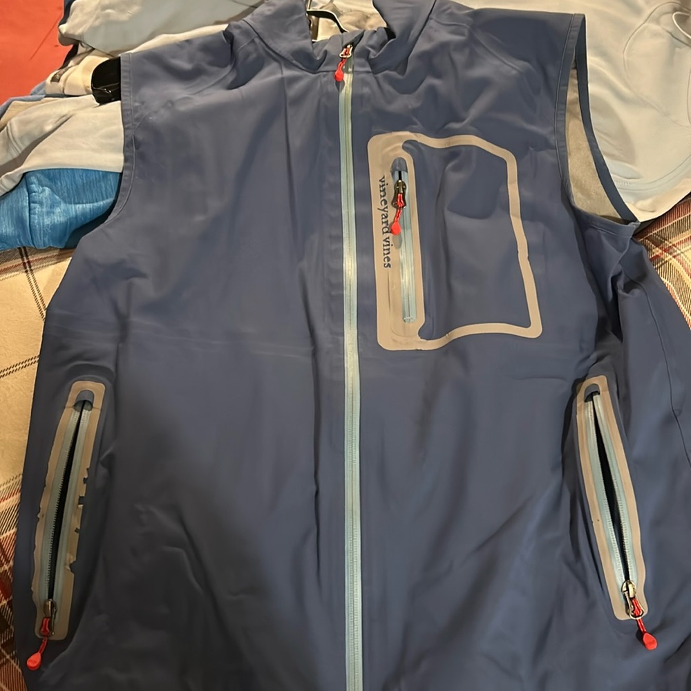 Men’s vineyard vines vest xl